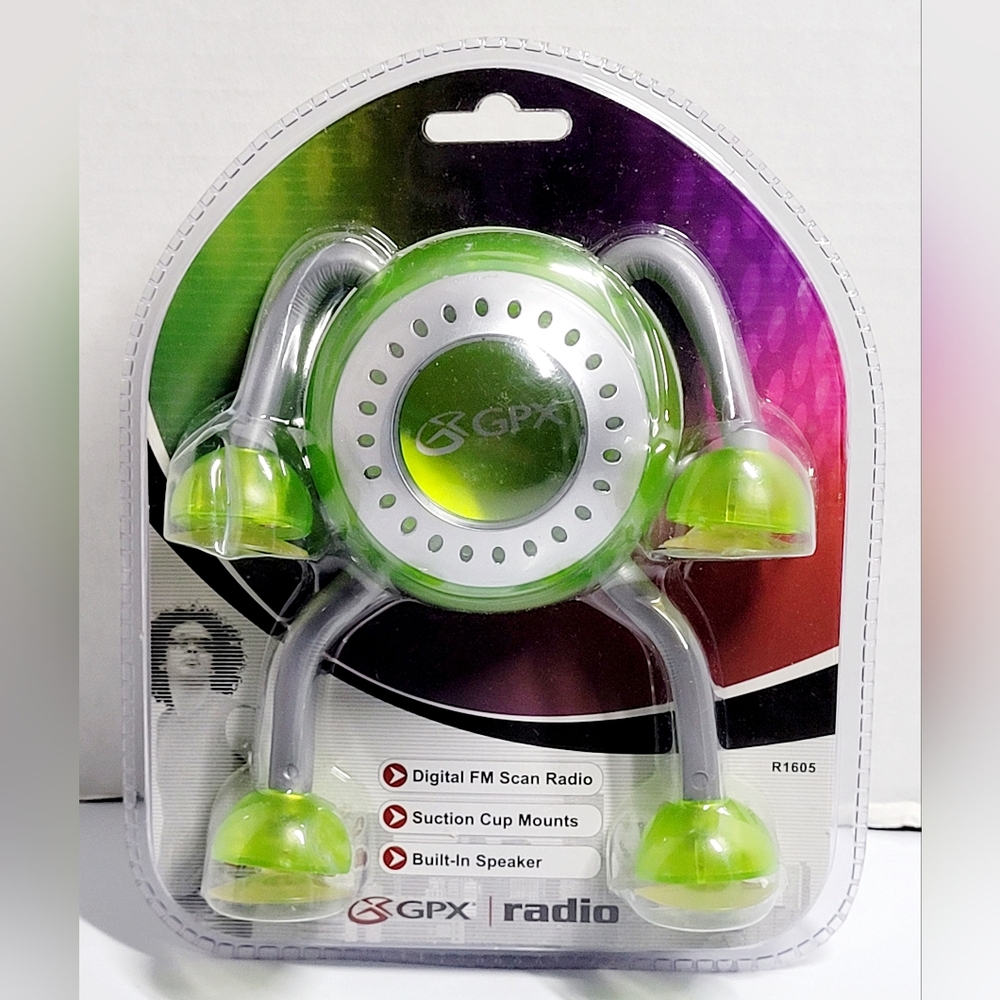 New Sealed GPX Neon Green Digital FM Scan Radio R1605TGRN W/ Suction Cup Mounts.